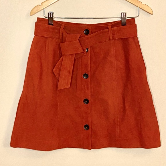 Joie Dresses & Skirts - Joie Neida Leather Skirt in Desert Spice